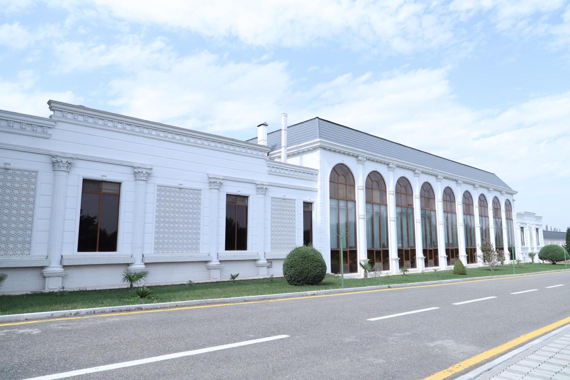 Ayan Palace Hotel Tovuz Εξωτερικό φωτογραφία